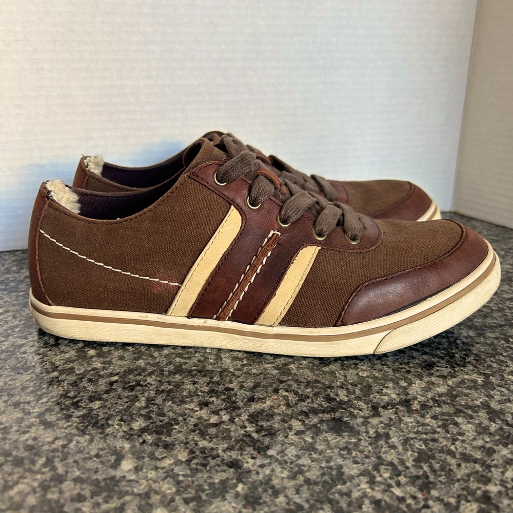 Men’s UGG sneakers